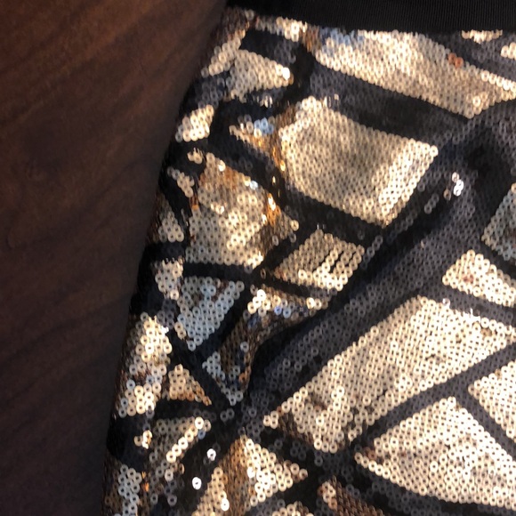 Moda International Sequin Mini - Picture 11 of 13